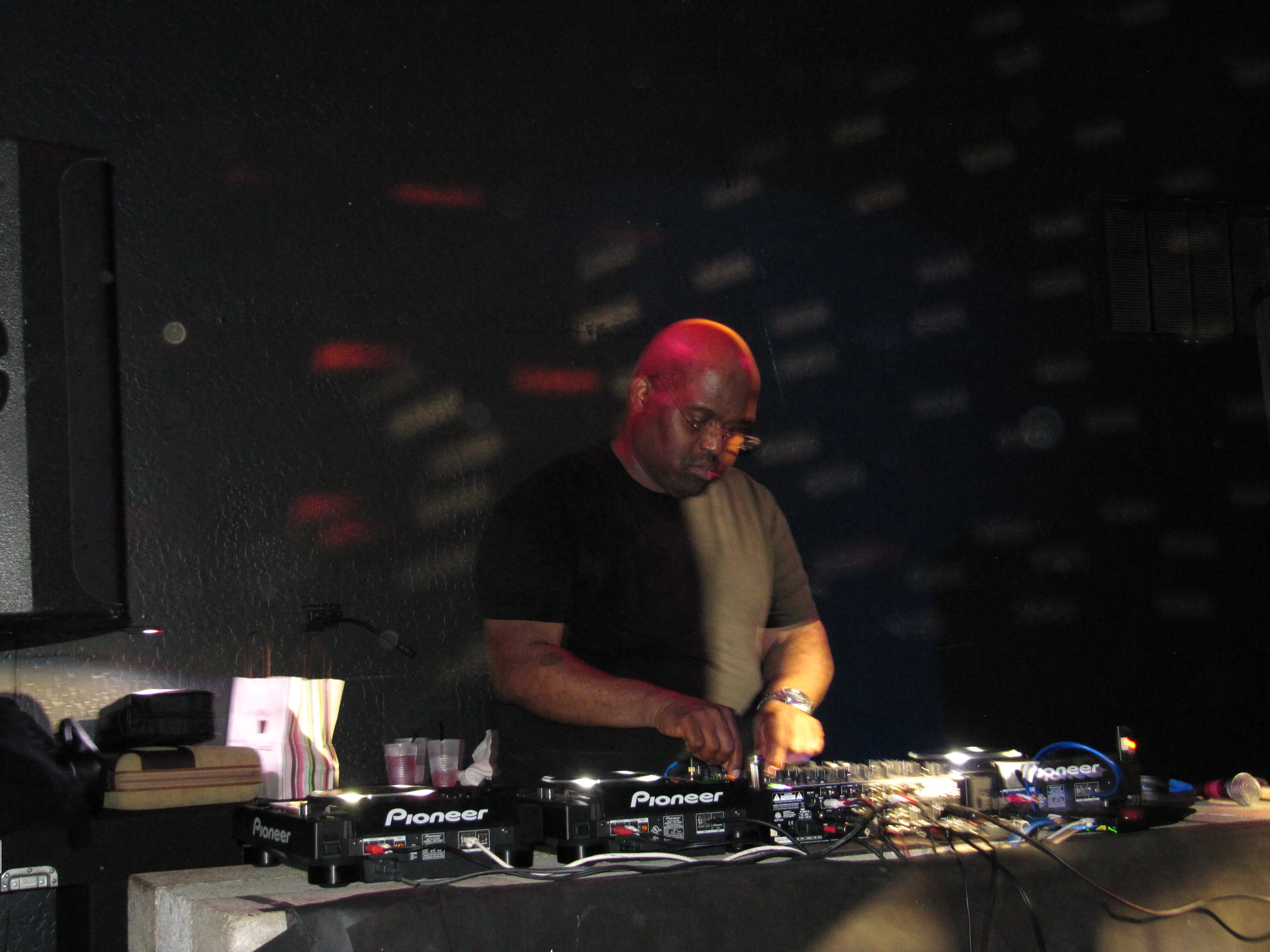Resident Advisor released two never-before-digitised Frankie Knuckles sets