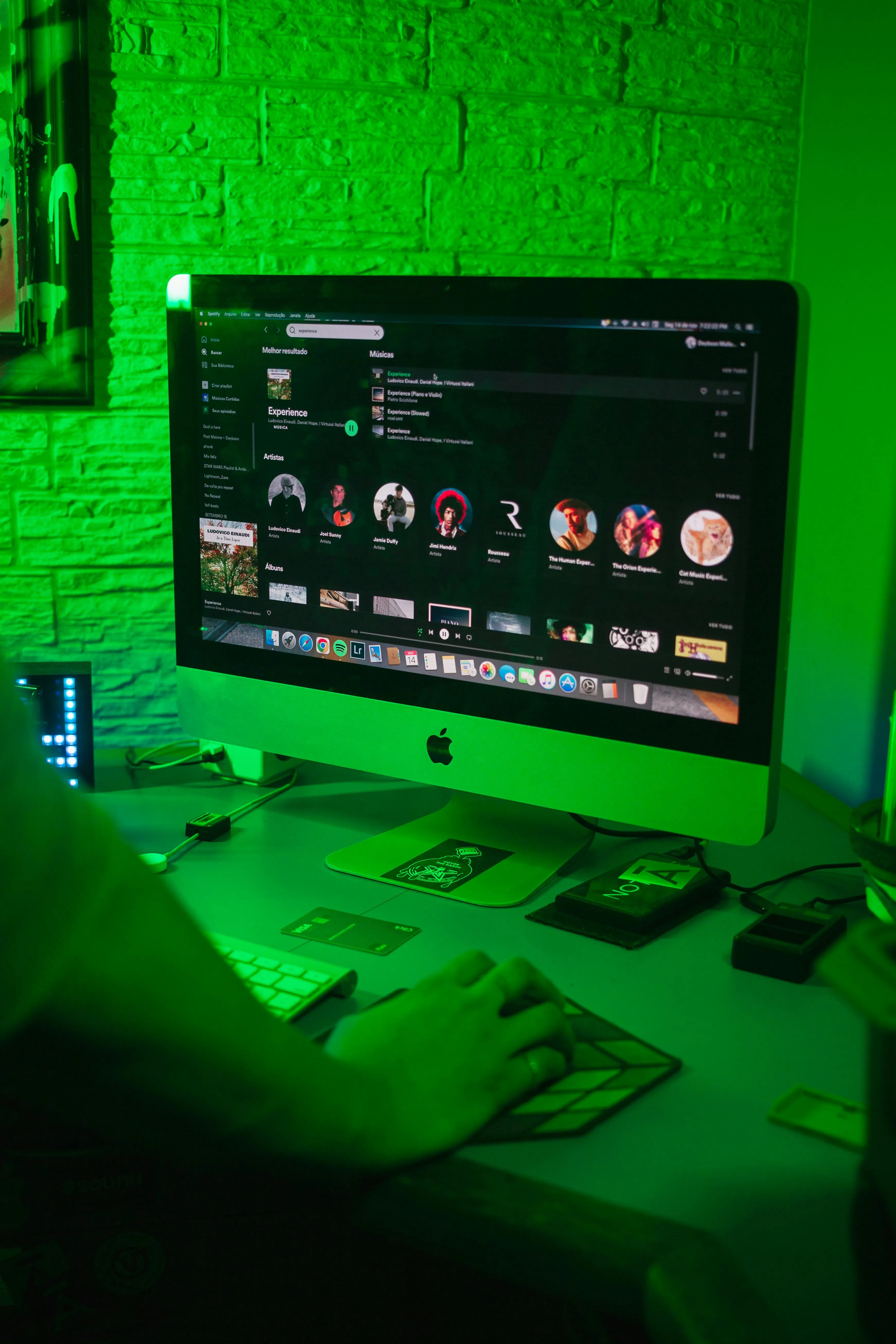 Spotify finally caves in and introduces lossless audio